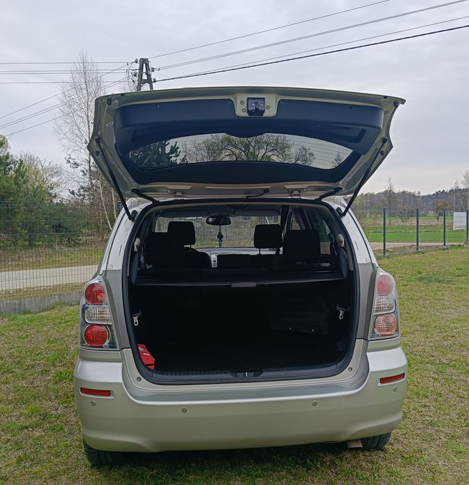 Toyota corolla Verso 2.2 diesel 177Km