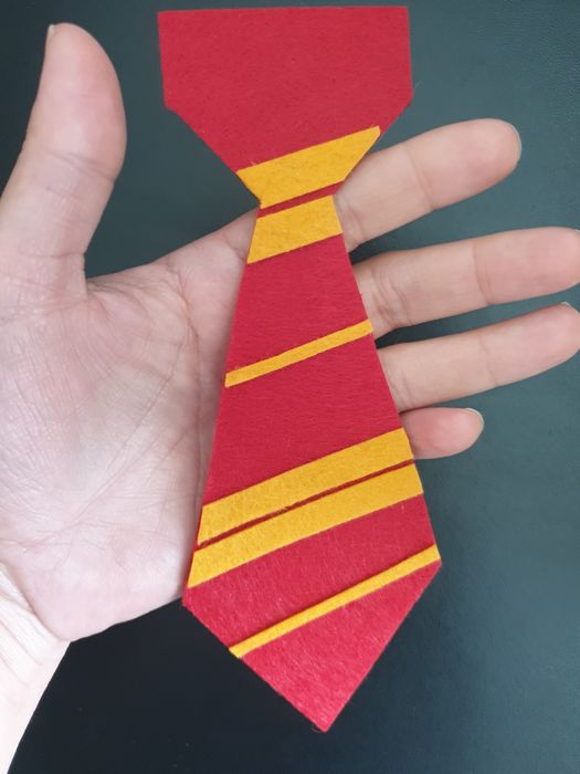12 Gravatas de feltro harry potter