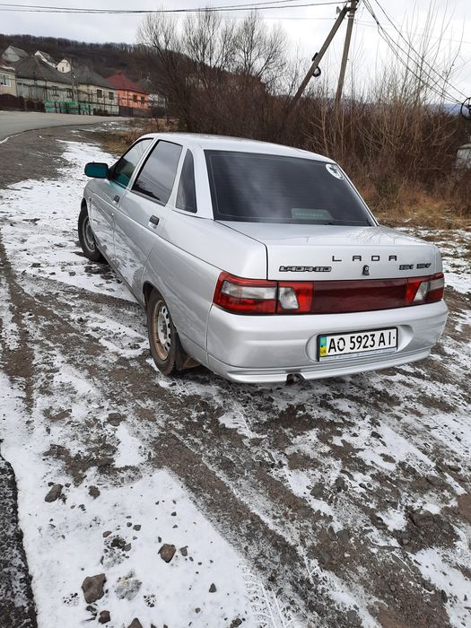 Продам машину у хорочому стани