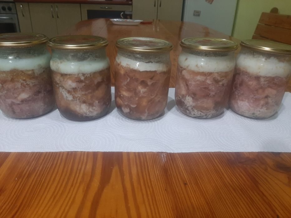 Домашня тушонка продається