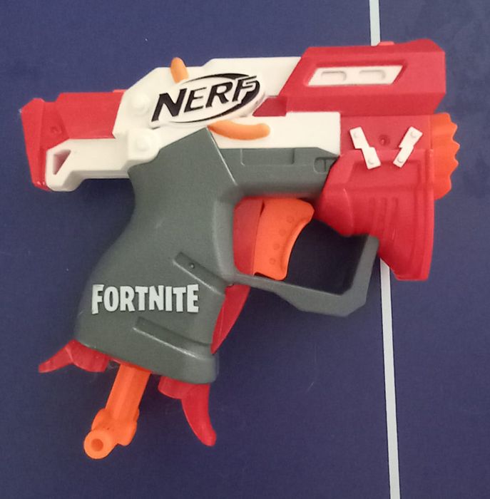 Pistolas nerf fortnite