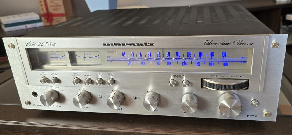 Marantz 2238 B  Stereophonic Receiver