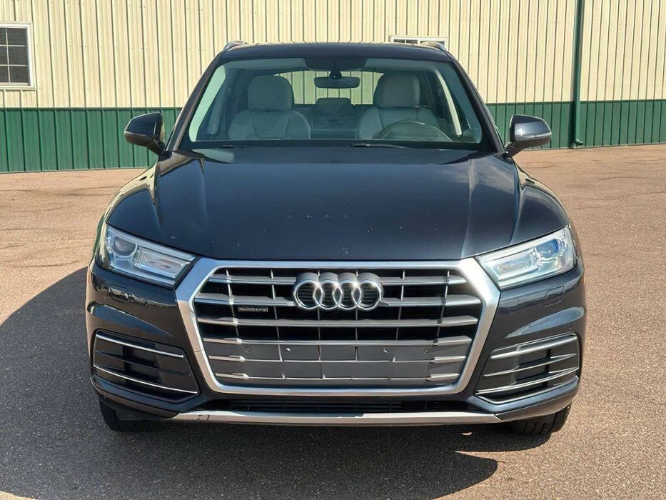 Audi Q5      2018