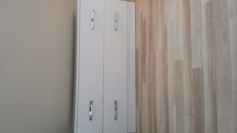 Komoda biala dwie szuflady