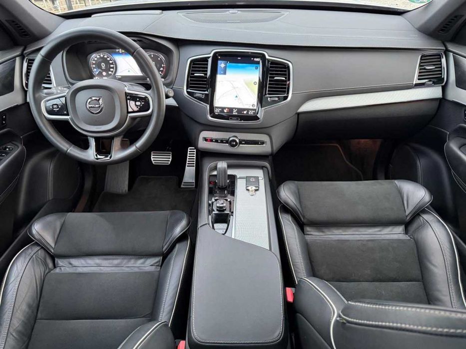Volvo XC90 B5 AWD R-Design