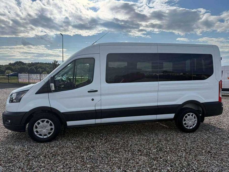 Wynajem aut - Ford Transit - 9osobowy / brak limitów kilometrów