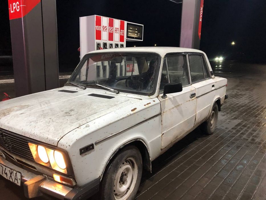 2106 1.6 на полном ходу в хорошем состоянии, вложено много денег