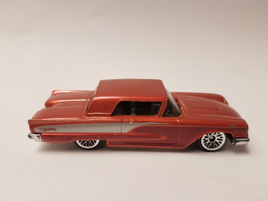 Hot Wheels unikat 58 Ford Thunderbird