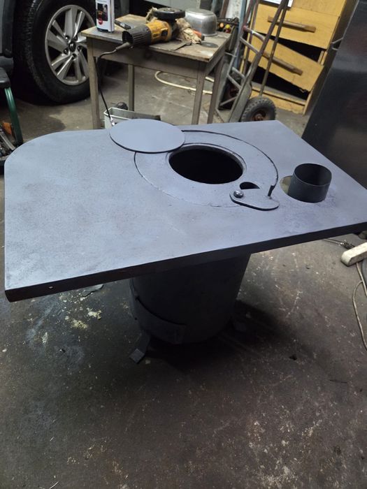 Salamandra em aço com placa de aquecimento