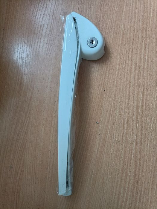 Ручка з замком до глухих кришок морозильник ларів