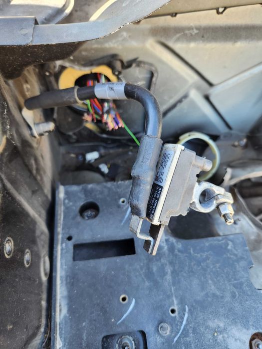 Klema minusowa przewód Land Rover Discovery  4 D4 IV L319 3.0 V6 DAH22-10B680-DB