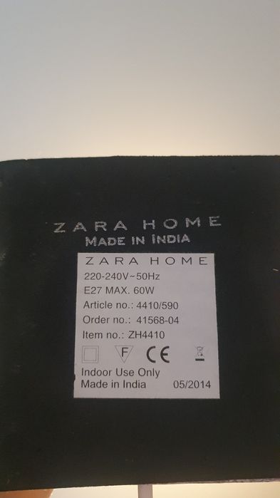 Candeeiro de mesa Zara Home