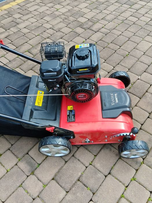 Wertykulator Spalinowy