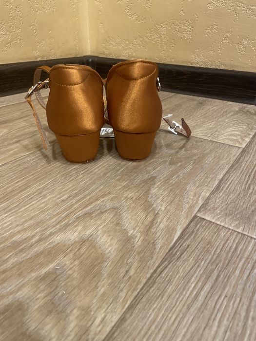 Туфлі бальні, блок каблук, 36р