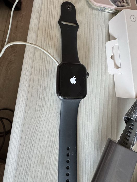 Apple Watch Series 5 44 мм GPS Aluminium Space Grey (оригінал)
