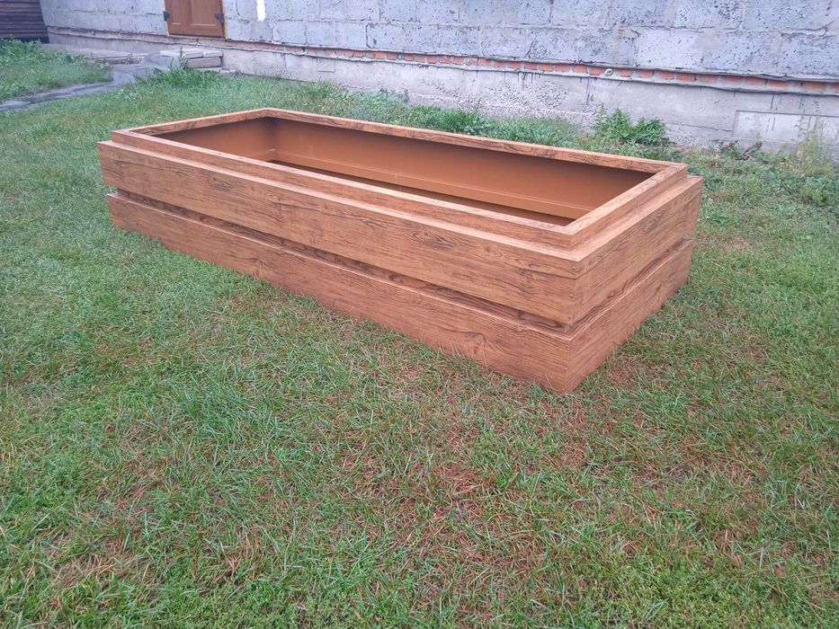 Надгробок металевий