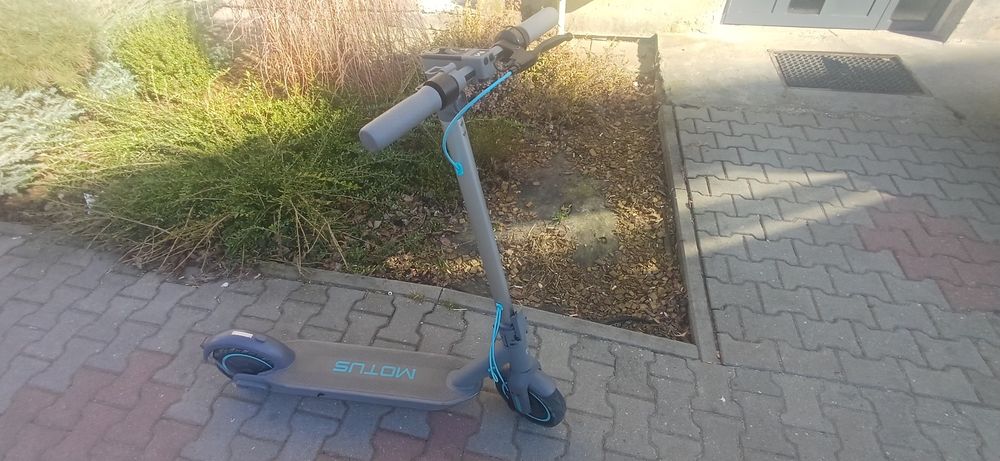 Hulajnogi motus używana bardzo wydajna