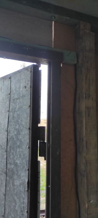 Brama drzwi garażowe dwuskrzydłowe