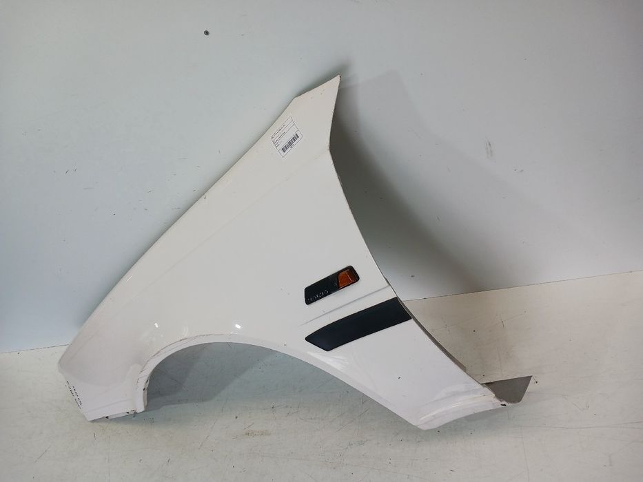 Guarda-lamas esquerdo VOLVO 440 K (445)