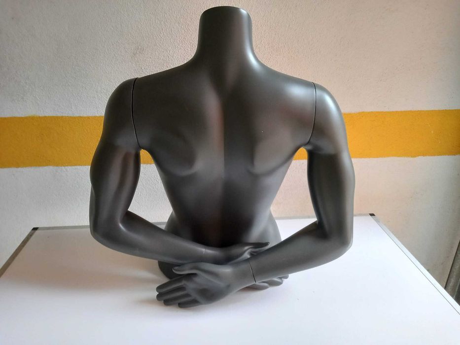 Manequim busto preto