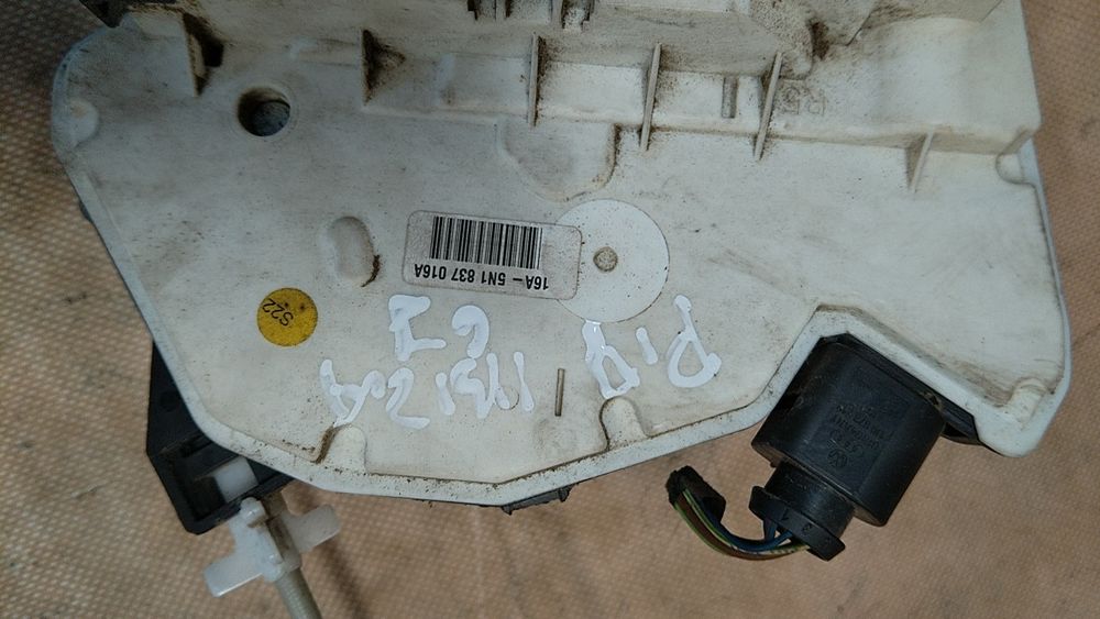 ) Ibiza IV 6J zamek drzwi przód prawy lewy