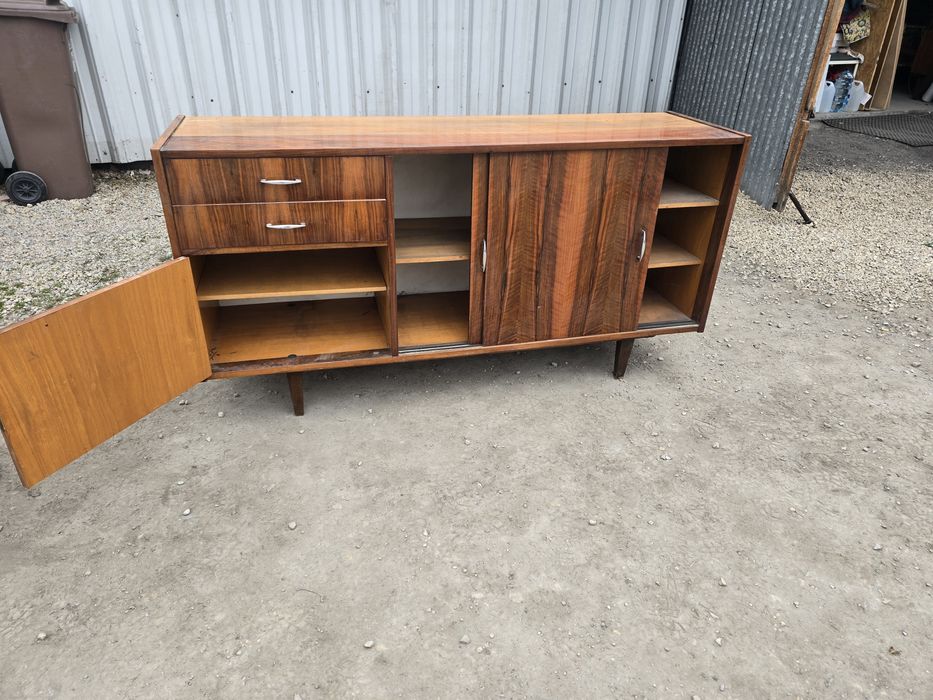 Komoda prl transport