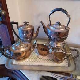 Serviço de Chá em Casquinha inglesa. Muito Antigo