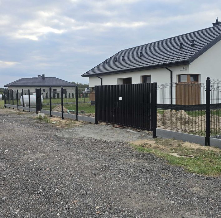 Montaż ogrodzeń panelowych - klasyczne 3D, proste 2D, typu Fala