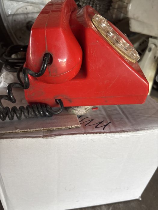 Telefon PRL retro
