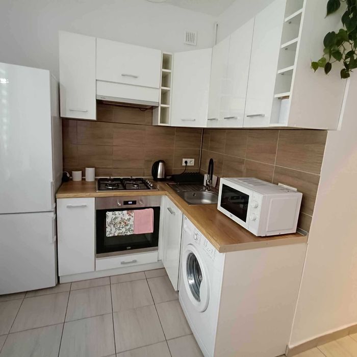 Do wynajęcia komfortowa kawalerka 38 m² – ul. Lea 75, Kraków
