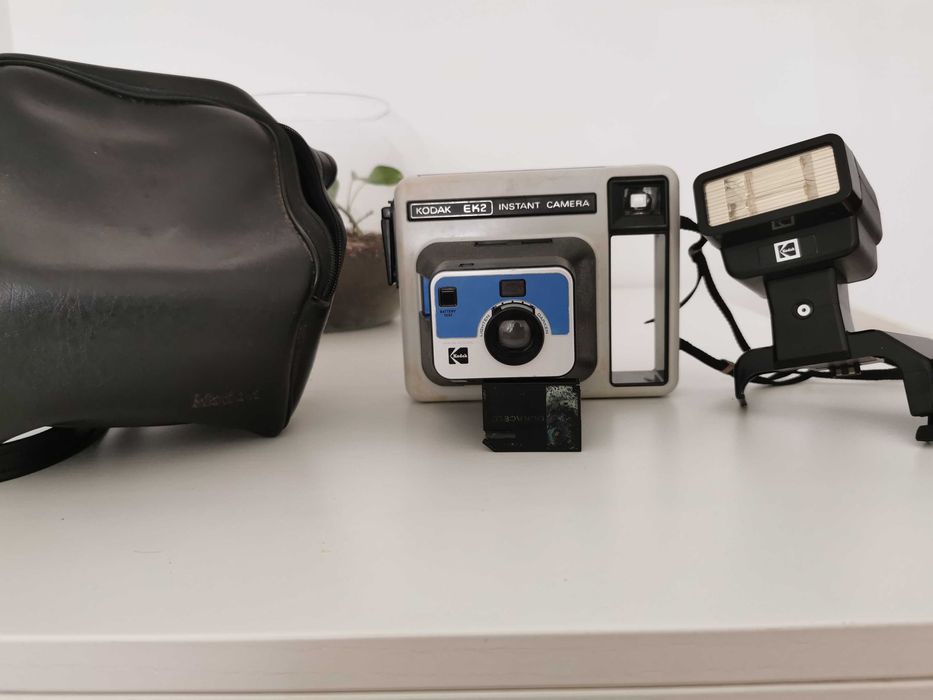 Câmera KODAK EK2 Instant Camera com flash