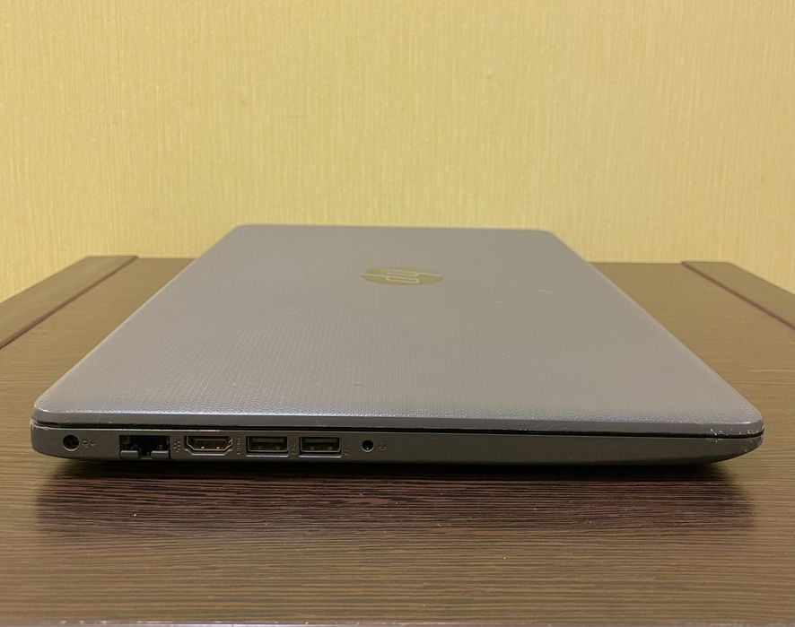 HP 255 G7 Ryzen 3 2200U 8GB DDR4 256GB SSD