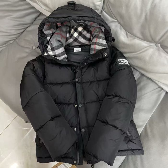 Пуховик Burberry / Куртка Барбері