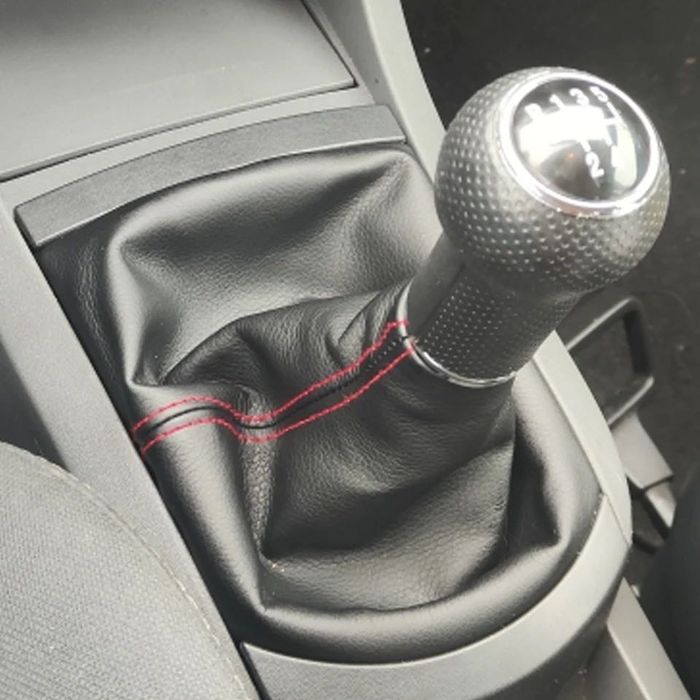Manete mudanças Seat Ibiza 6k /
6k2 / 6L / 6J / Seat Leon 1P (NOVA)