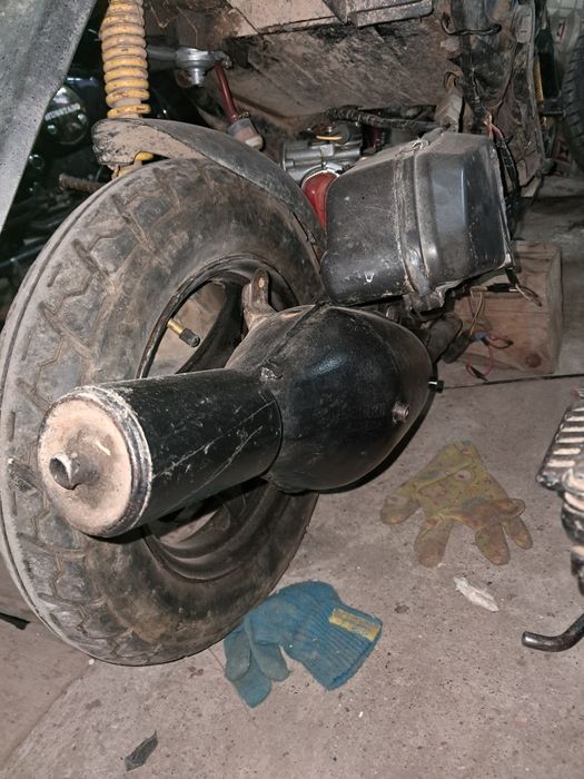 Цілим або Розбір сузукі сепіа зз мотор на ходу