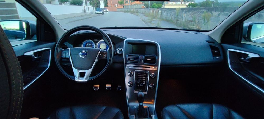 Volvo XC60 R-Design