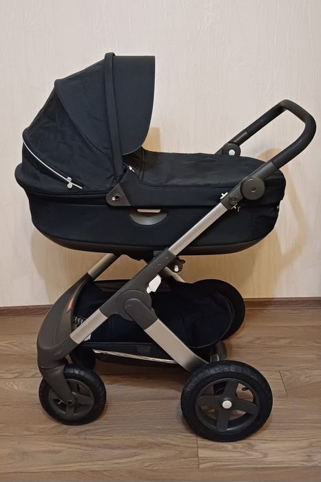 Продам дитячу коляску Stokke Trailz