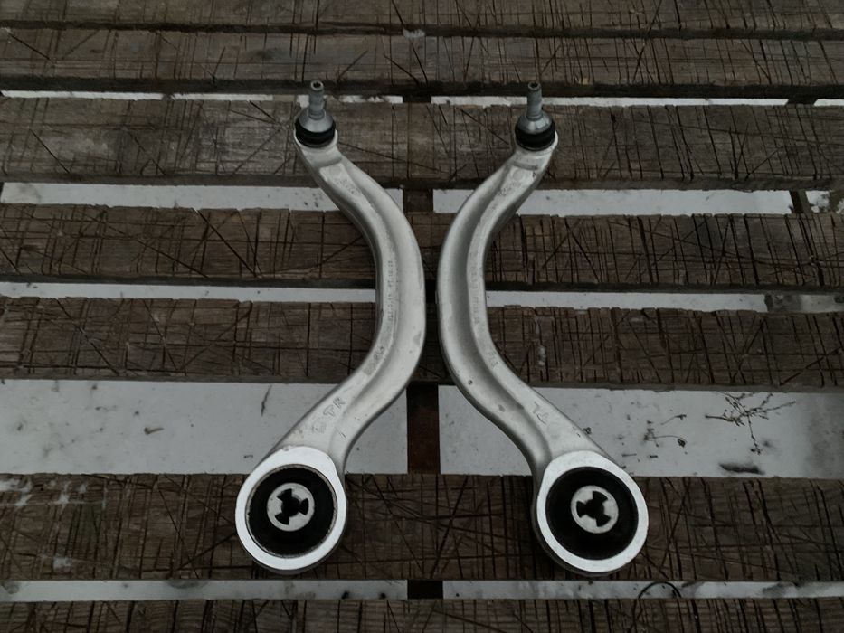 Tesla model y 2021 передний нижний левый правый рычаг банан оригинал