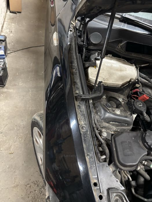 Błotnik bmw e81 e87 schawrz 2
