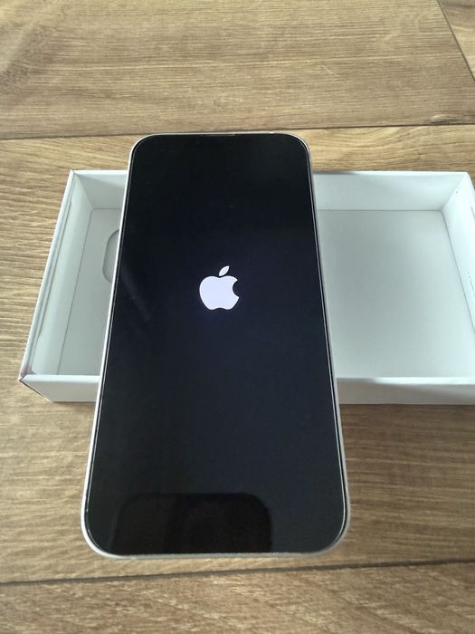 iPhone 13 128GB – BIAŁY
