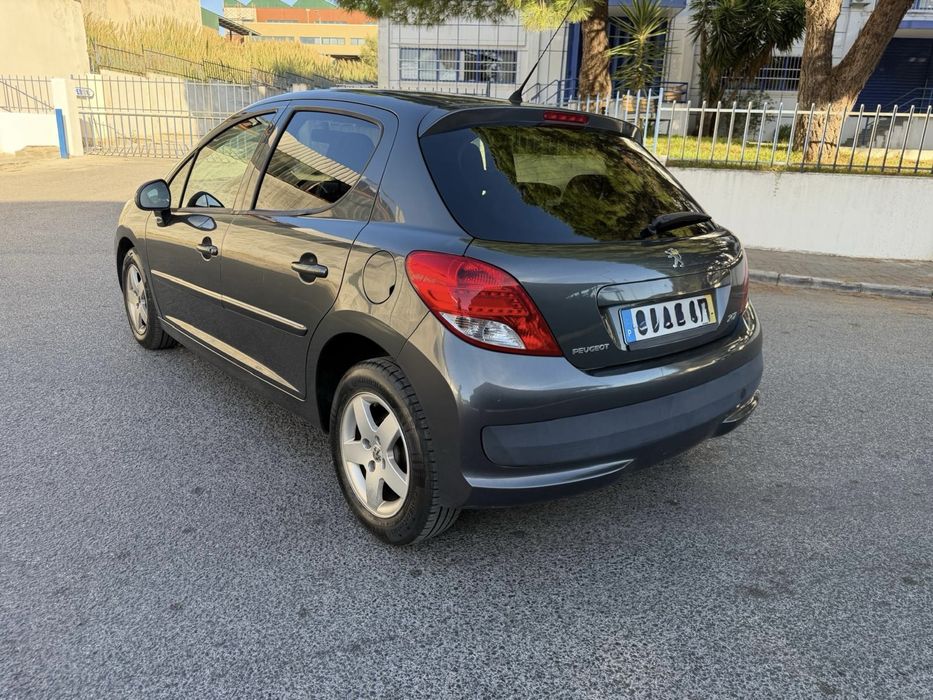 Peugeot 207 1.4