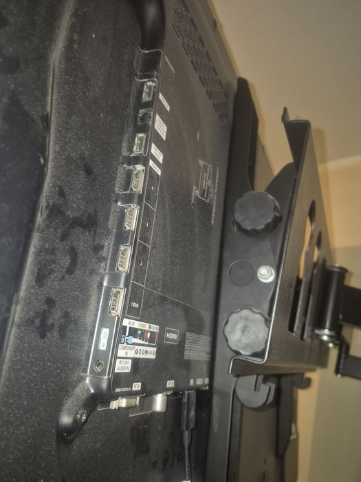 Tv Samsung UE46D5500