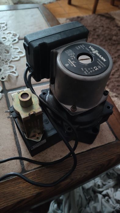 Viessmann pompa viupe 60, zaworów trójdrożny, regulator 952670