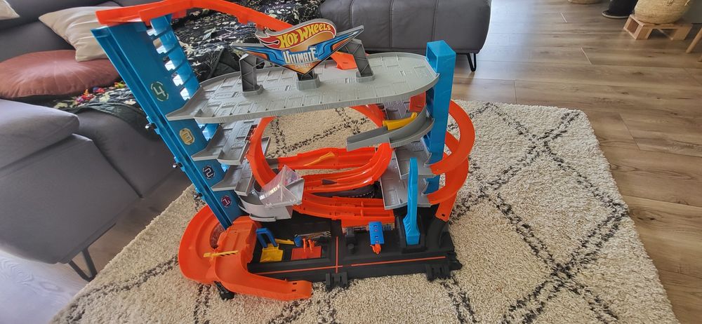 Mega garaż Hot Wheels