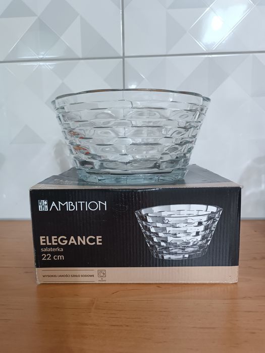 Nowa miska szklana elegance rattan ambition 22 cm. Można myć w zmywarc