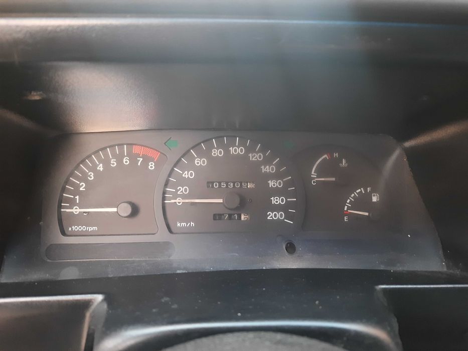 Продам Daewoo Nexia в нормальном состоянии