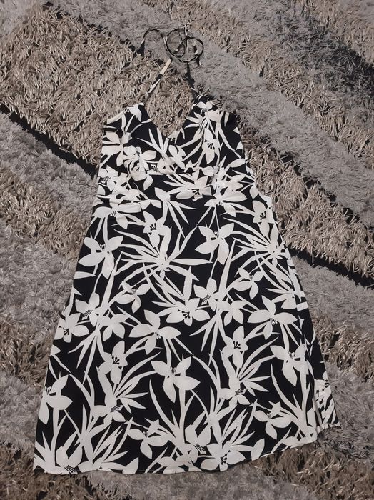 Плаття жіночі дешево.