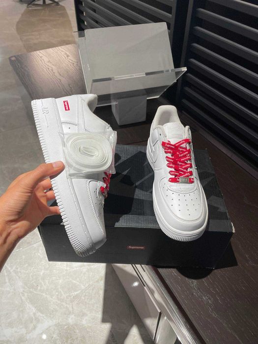 Air Force 1 Low Supreme Biały r.38