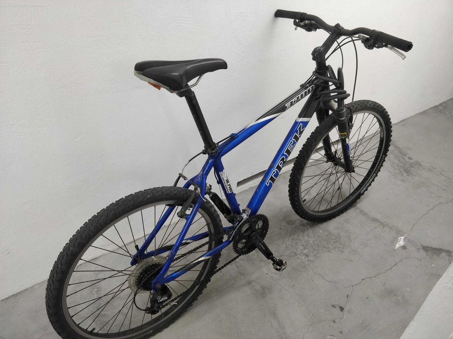 Bicicleta de montanha TREK