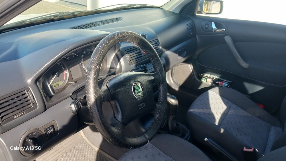 Skoda Octavia (1U) Diesel 1.9cc. Económico.